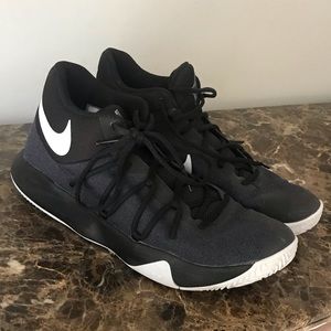 KD Trey Nike Basketball Shoes Black EUC
